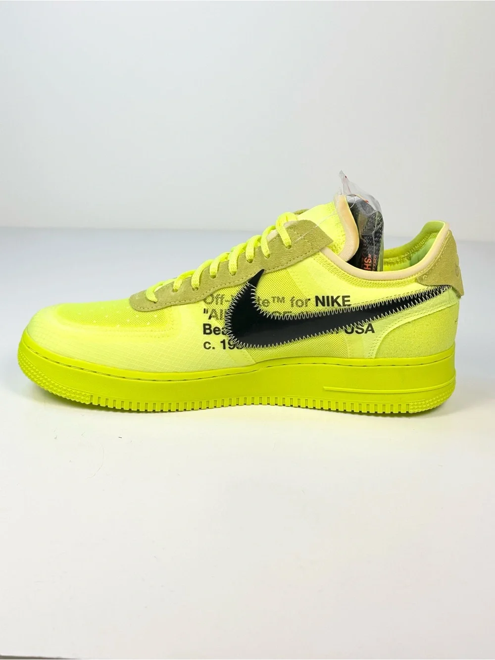 Nike Air Force 1 Men’s Low Off-White Volt Sz 13 NEW IN BOX Style AO4606 700
